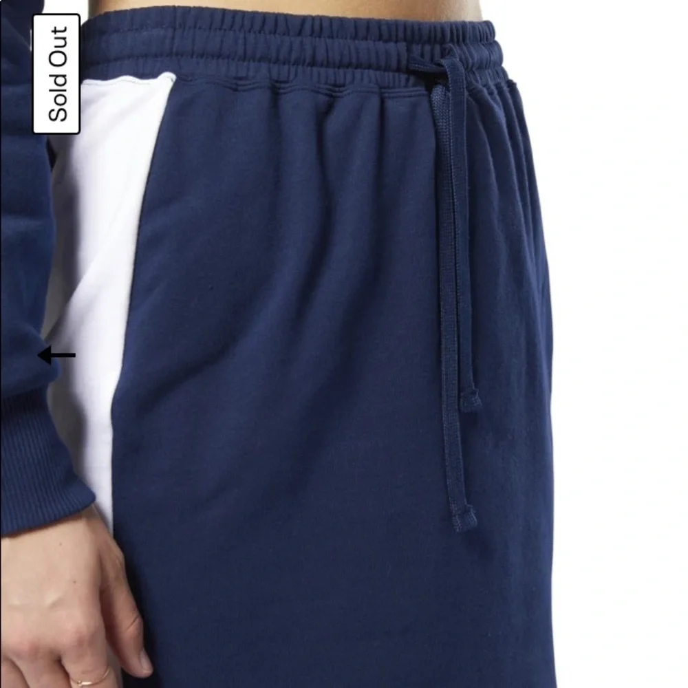 Reebok women’s Classics Jersey Skirt!